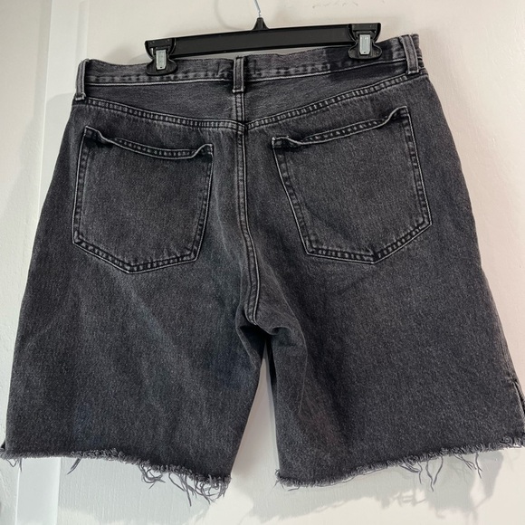 Abercrombie & Fitch Black Jean Shorts Size 32 - Picture 3 of 10